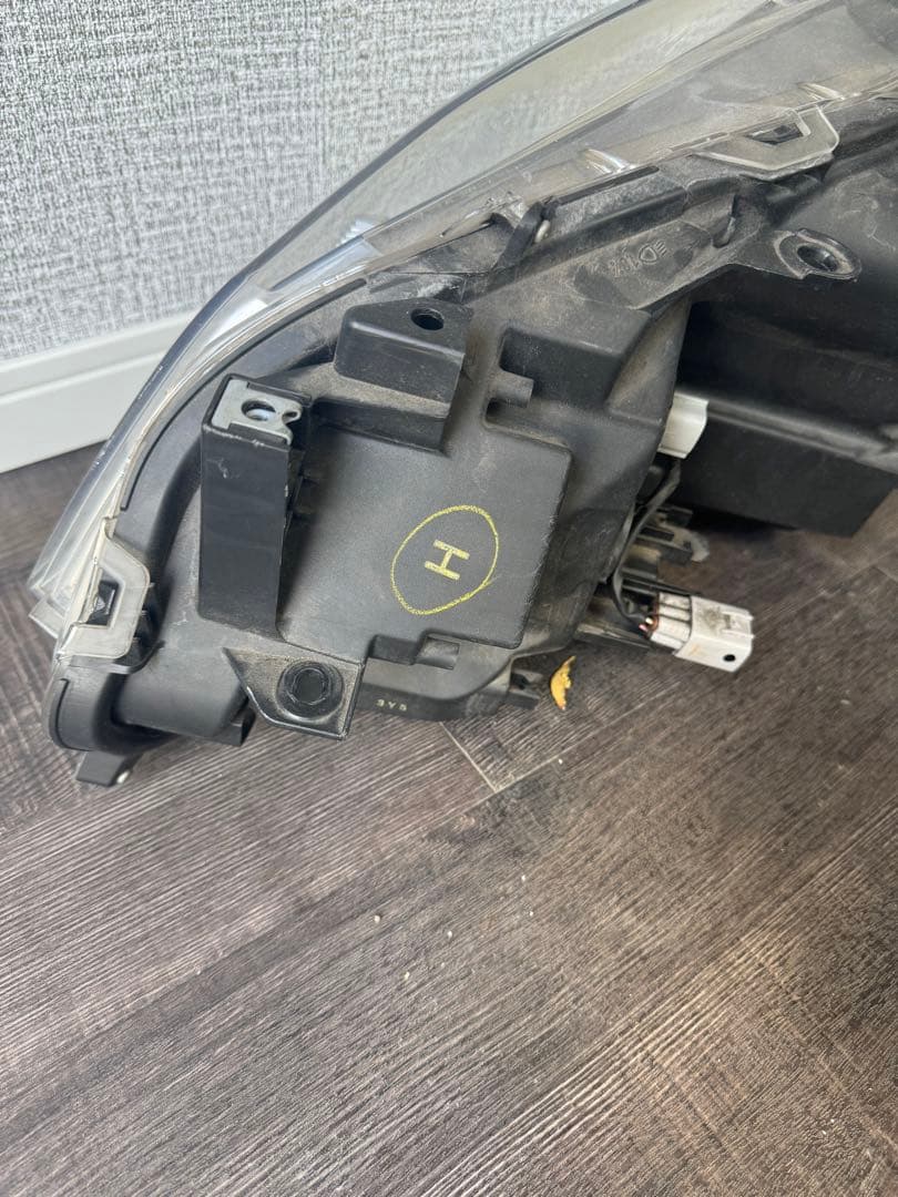 Toyota Crown ヘッドライト クリアレンズ モデル30-401