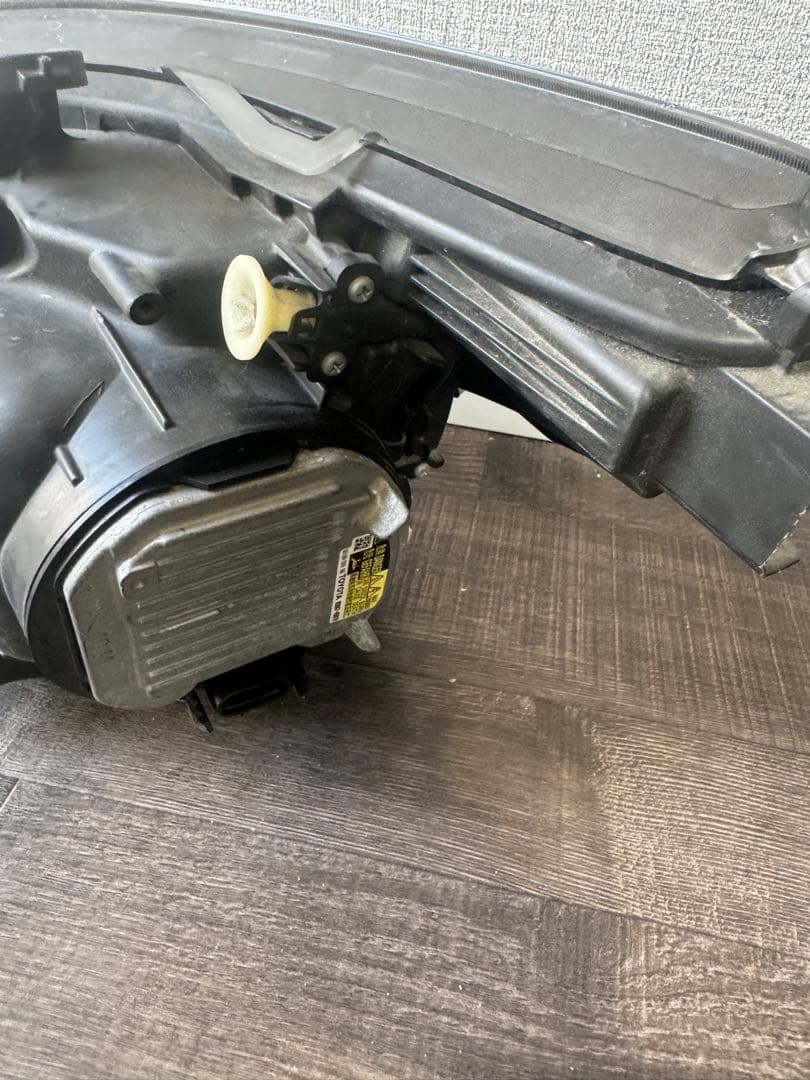 Toyota Crown ヘッドライト クリアレンズ モデル30-401