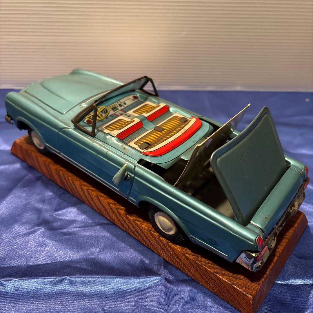 タカトク(高徳)製　ブリキ　メルセデスベンツ230SL