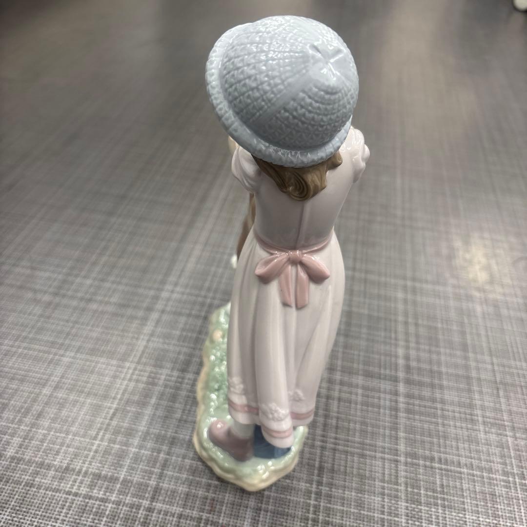 さら　リヤドロ　少女と犬の陶器フィギュア