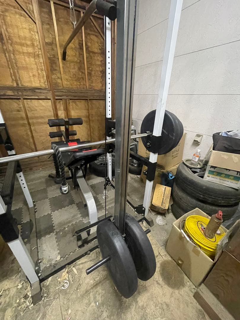 バーベルラックと重量プレートフルセット