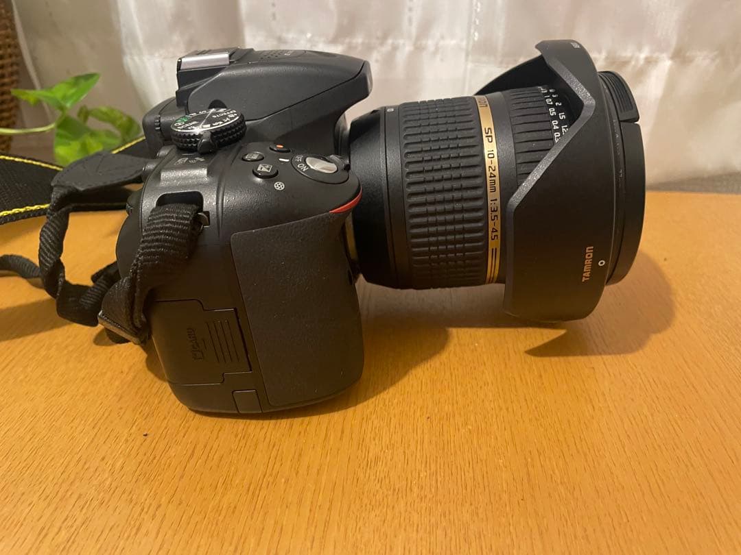 【美品】Nikon D5300 一眼レフカメラ ニコン　TAMRONレンズ付