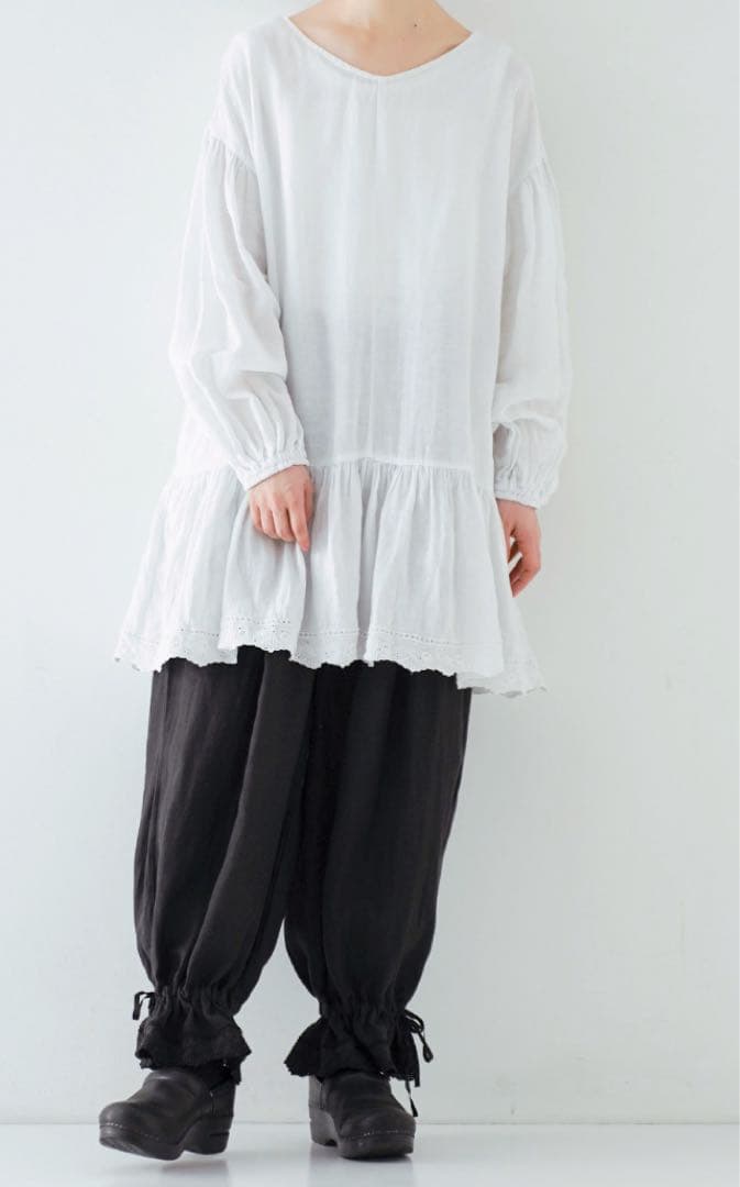 未使用2025AWネストローブ＊リネンスカラップ2wayチュニック