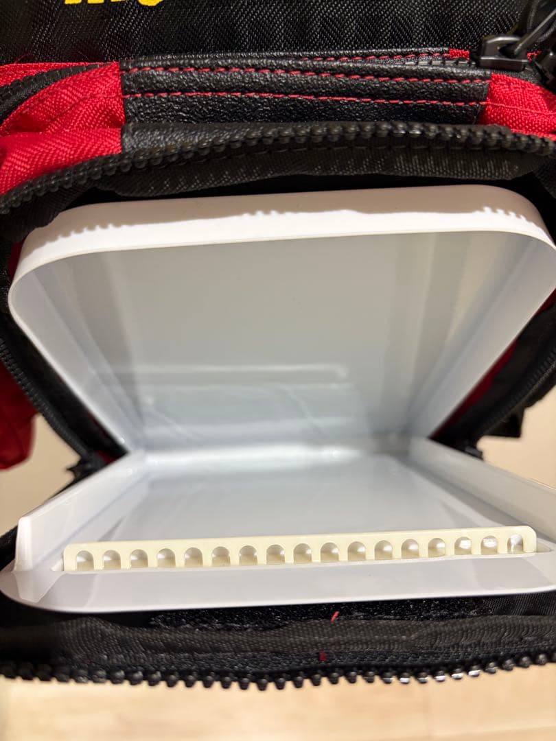 新品未使用 mazume レッドムーン サーフスペシャルIII MZLJ-593