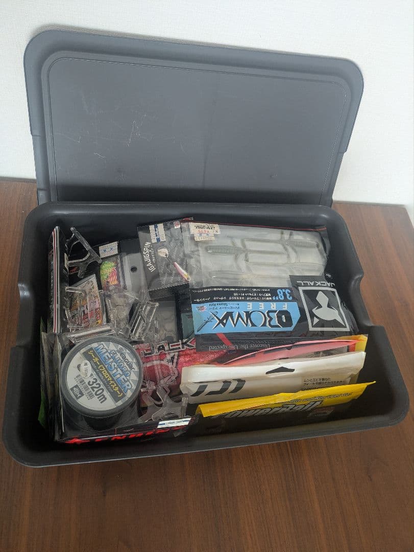 room925！　バス釣り引退セット 1　まとめ売り ルアー/ワーム/針