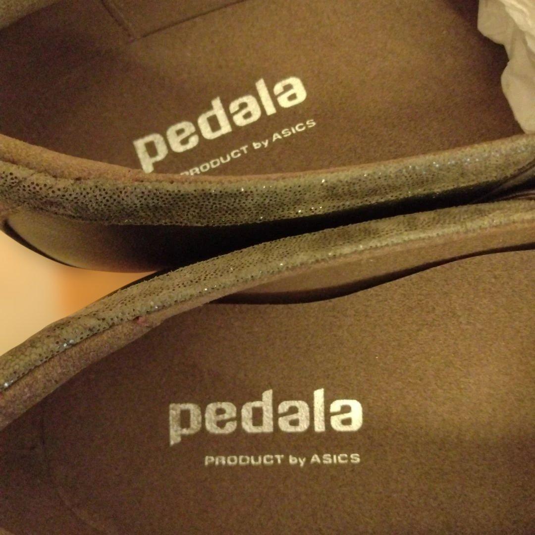 ASICS　PEDALA ブラウン フラットシューズ