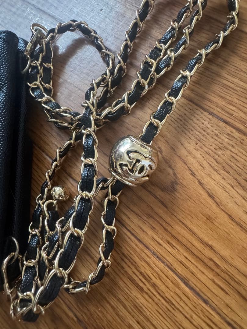 【CHANEL ノベルティ新品】キルティングiPhone15PRO ケース