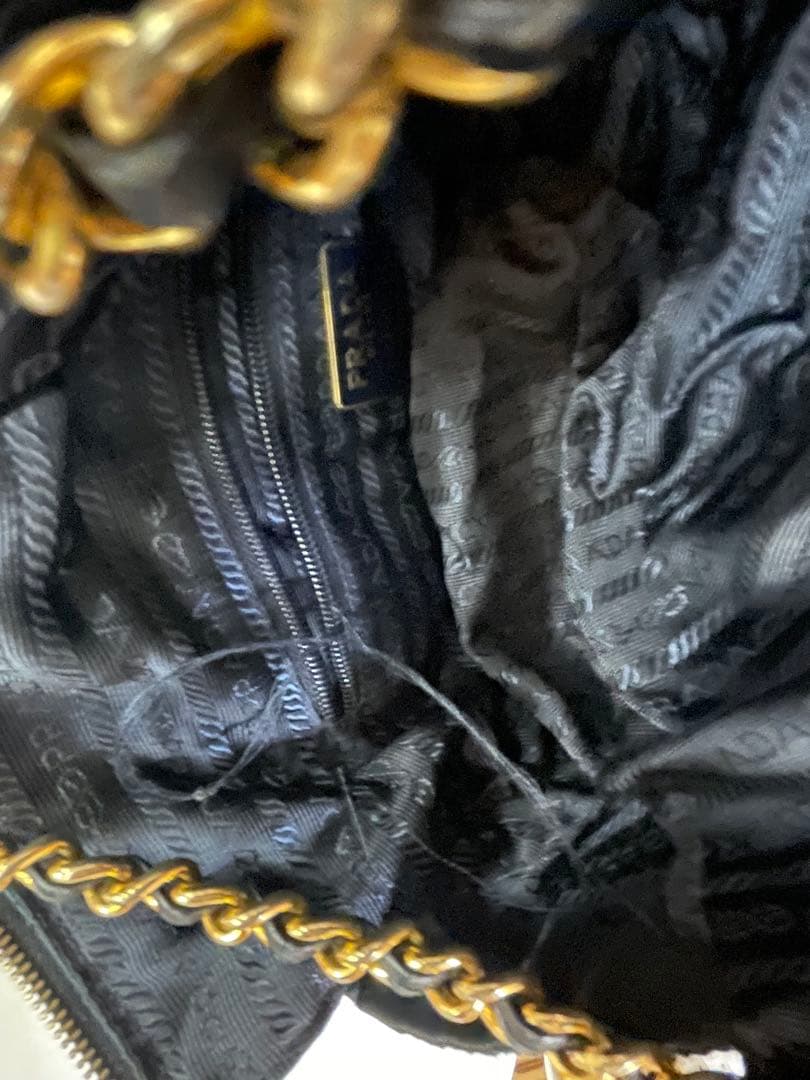 PRADA プラダ ナイロン チェーンショルダーバッグ ブラック