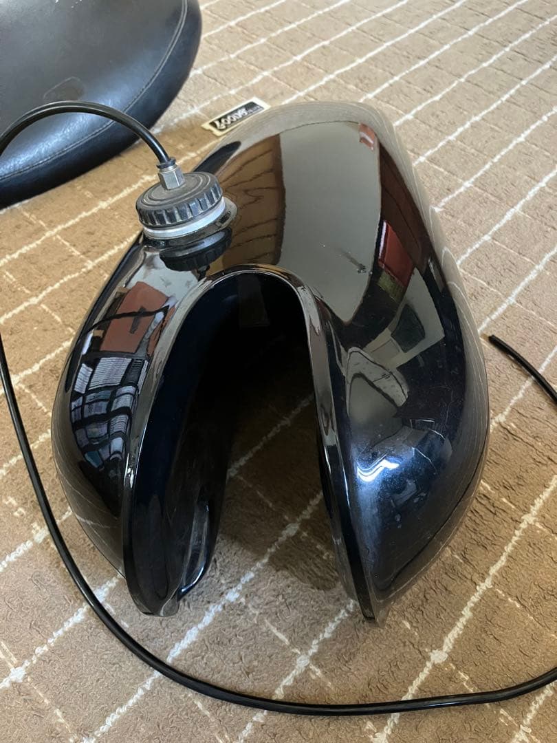 sr400 タンク　GOODS FRPタンク　ステッカー