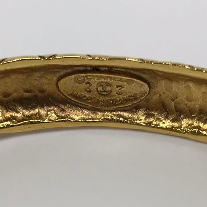 シャネル　ヴィンテージ バングル ココマーク