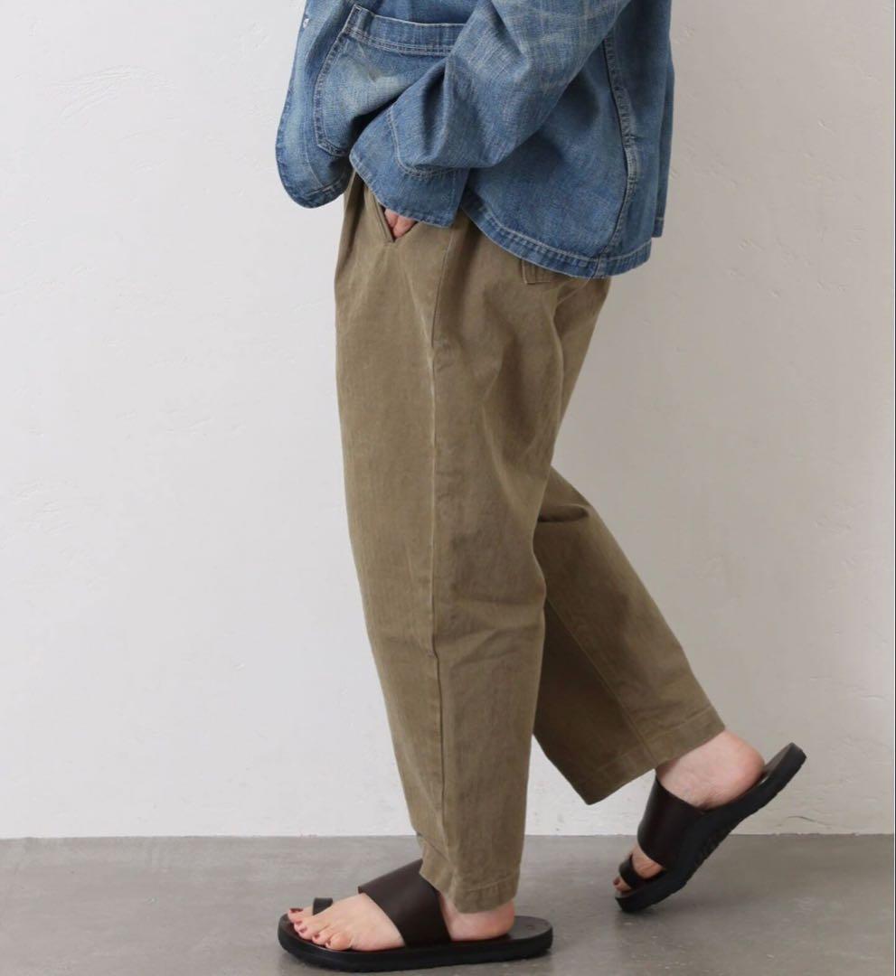 Vヘリンボンミリタリータックパンツ