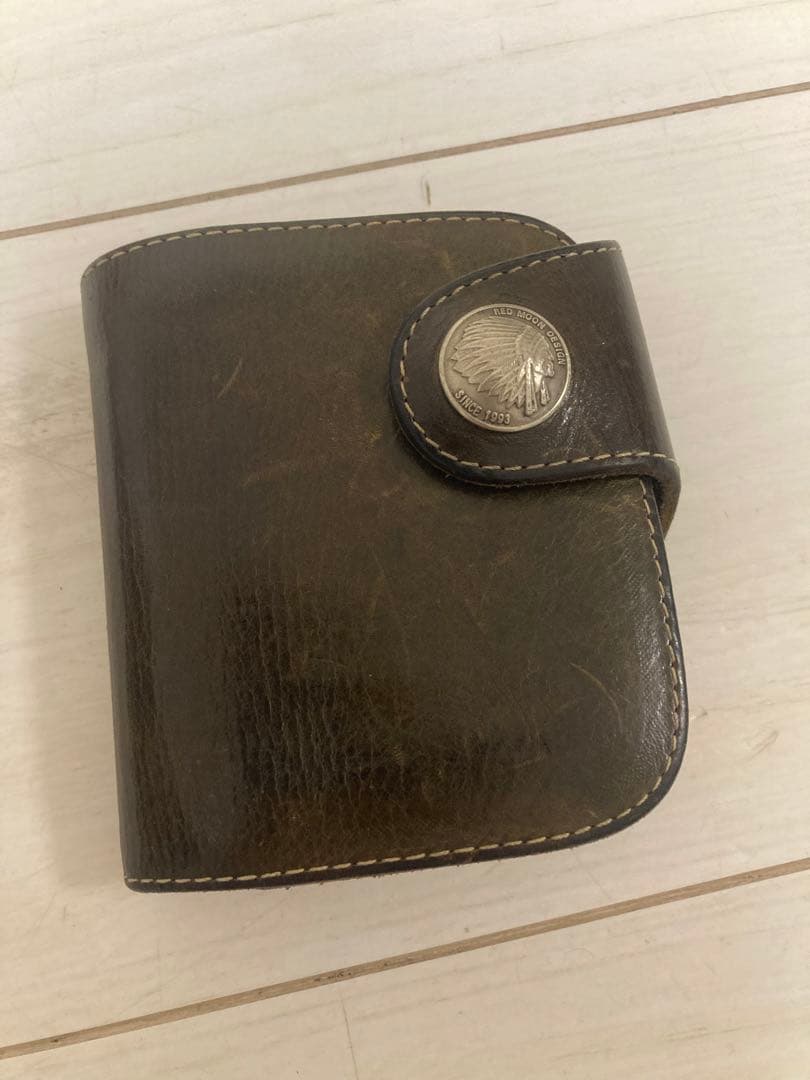 RED MOON 二つ折り財布 グリーン　レザー　レッドムーン　ウォレット