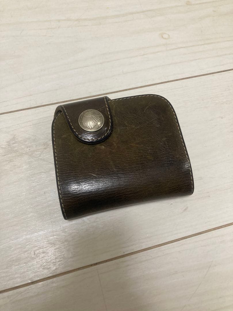 RED MOON 二つ折り財布 グリーン　レザー　レッドムーン　ウォレット