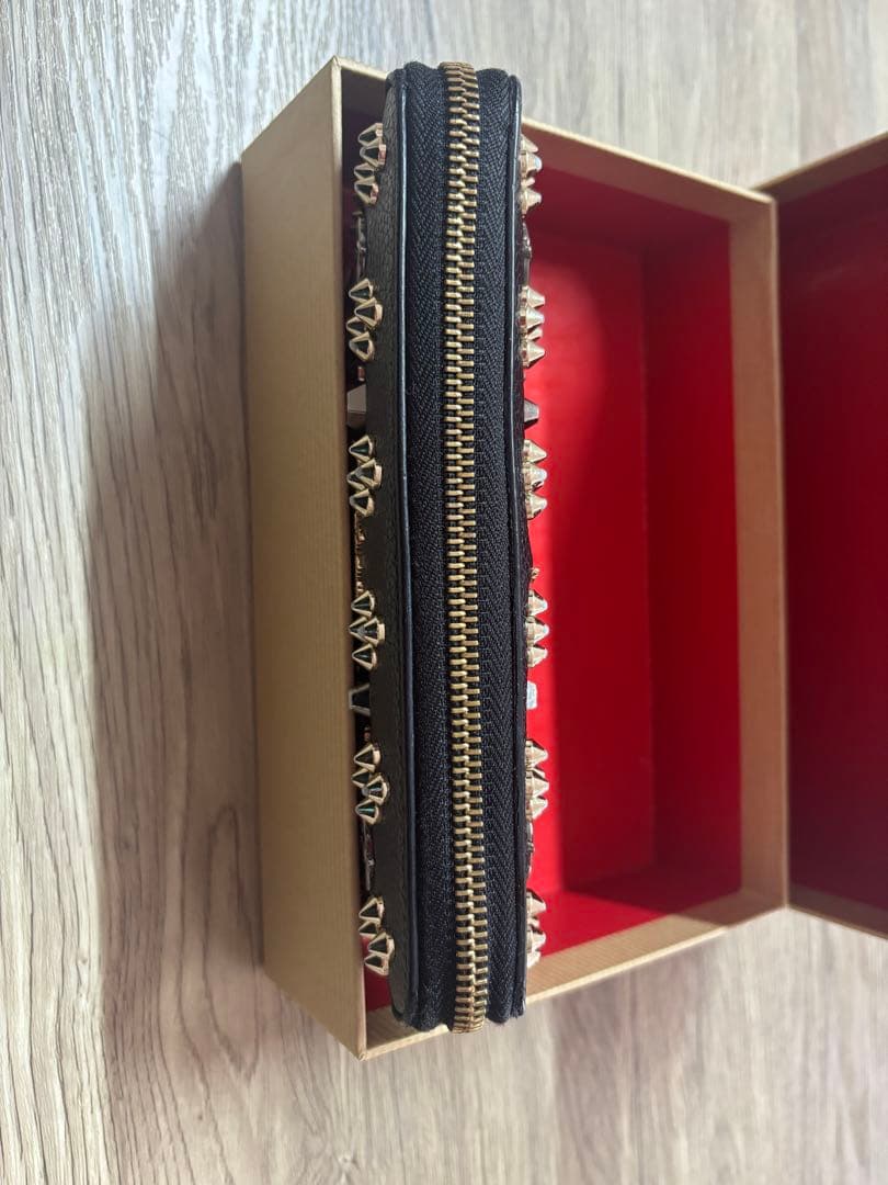Christian Louboutin⭐︎長財布【付属品全部あり】