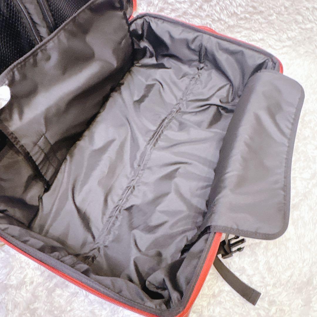 イノベーター キャリーケース 30L 機内持込可 軽量 静音 TSAロック