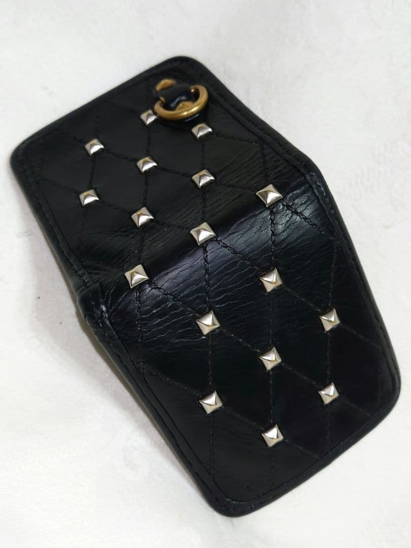 CALEE 2つ折り財布 スタッズ ダイヤモンドステッチ