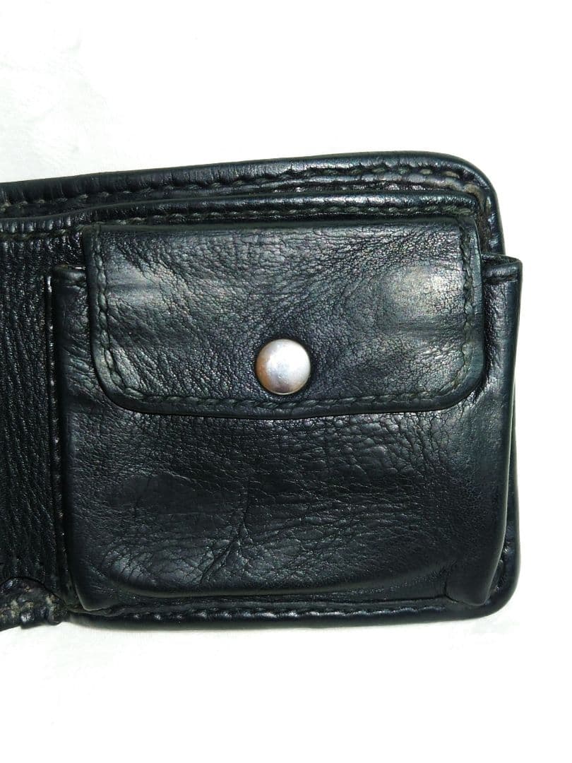 CALEE 2つ折り財布 スタッズ ダイヤモンドステッチ