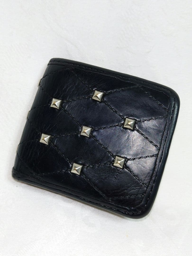 CALEE 2つ折り財布 スタッズ ダイヤモンドステッチ