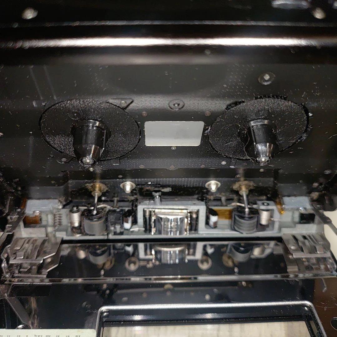 d*2様 AIWA カセットプレーヤー HS-F50 ジャンク品