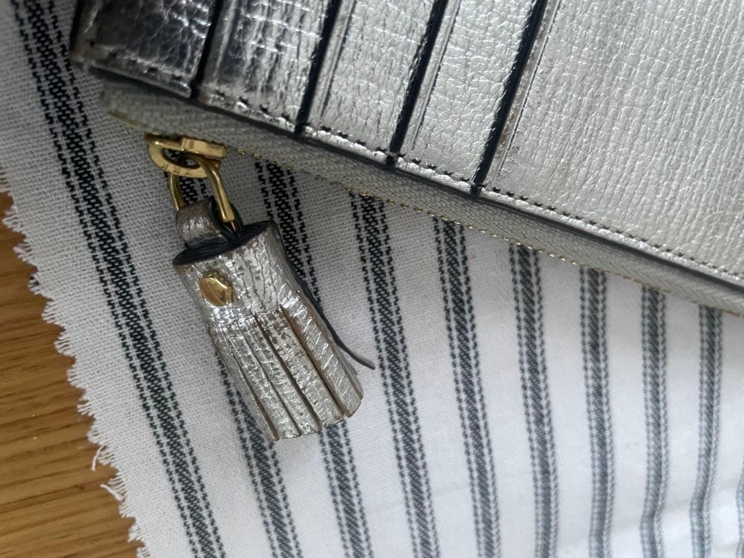 ゆき　アニヤハインドマーチ カードケース シルバー