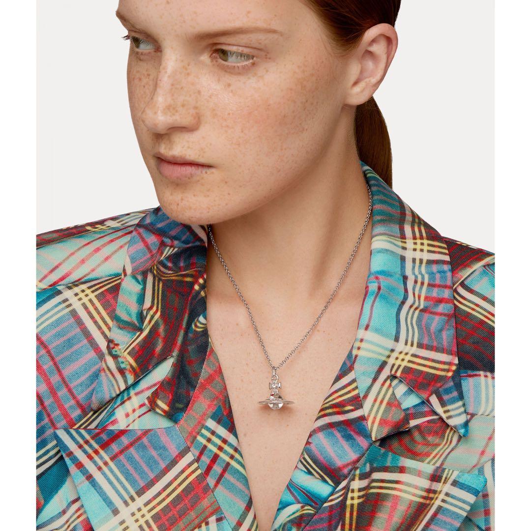 アクセサリー Vivienne Westwood New Petite Orb Pendant