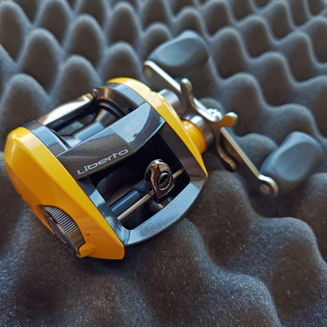 ダイワ リベルトピクシー L レフトハンドル イエローパール 04限定 使用品