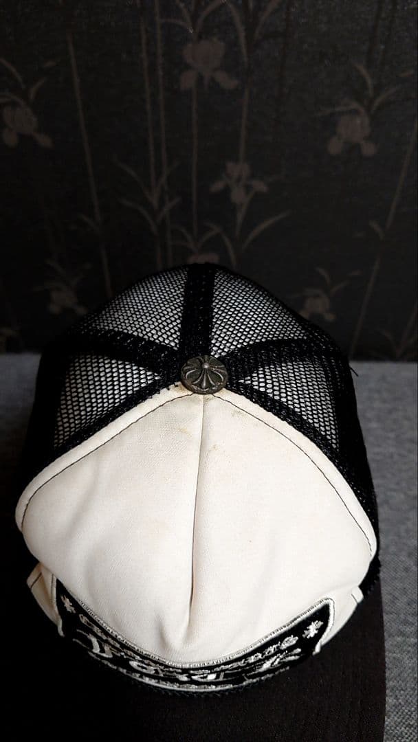 CHROME HEARTS　クロムハーツ　トラッカーキャップ