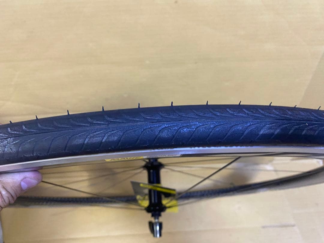 Mavic cosmic Pro carbon フロントのみ　新品未走行未取付