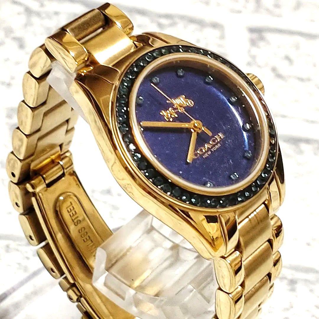 極美品　稼働　コーチ　箱付き　ゴールド　石付き　腕時計　馬車　説明書付き