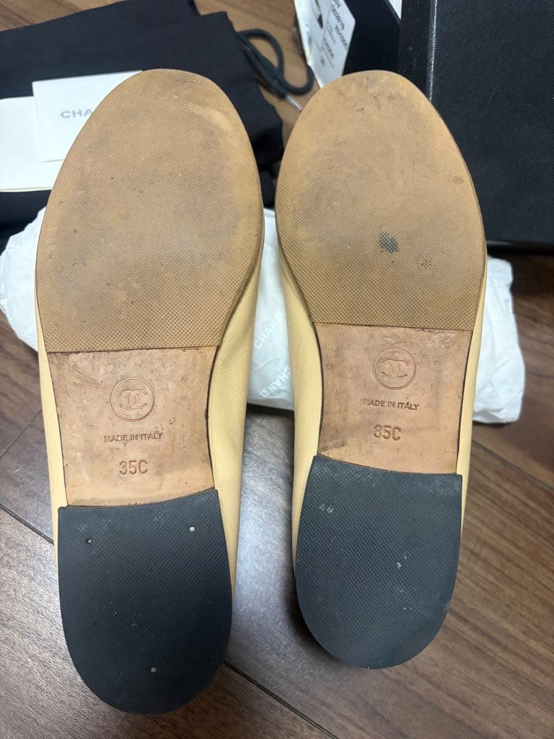 CHANEL バレエシューズ ベージュ・黒　フラットラムスキン