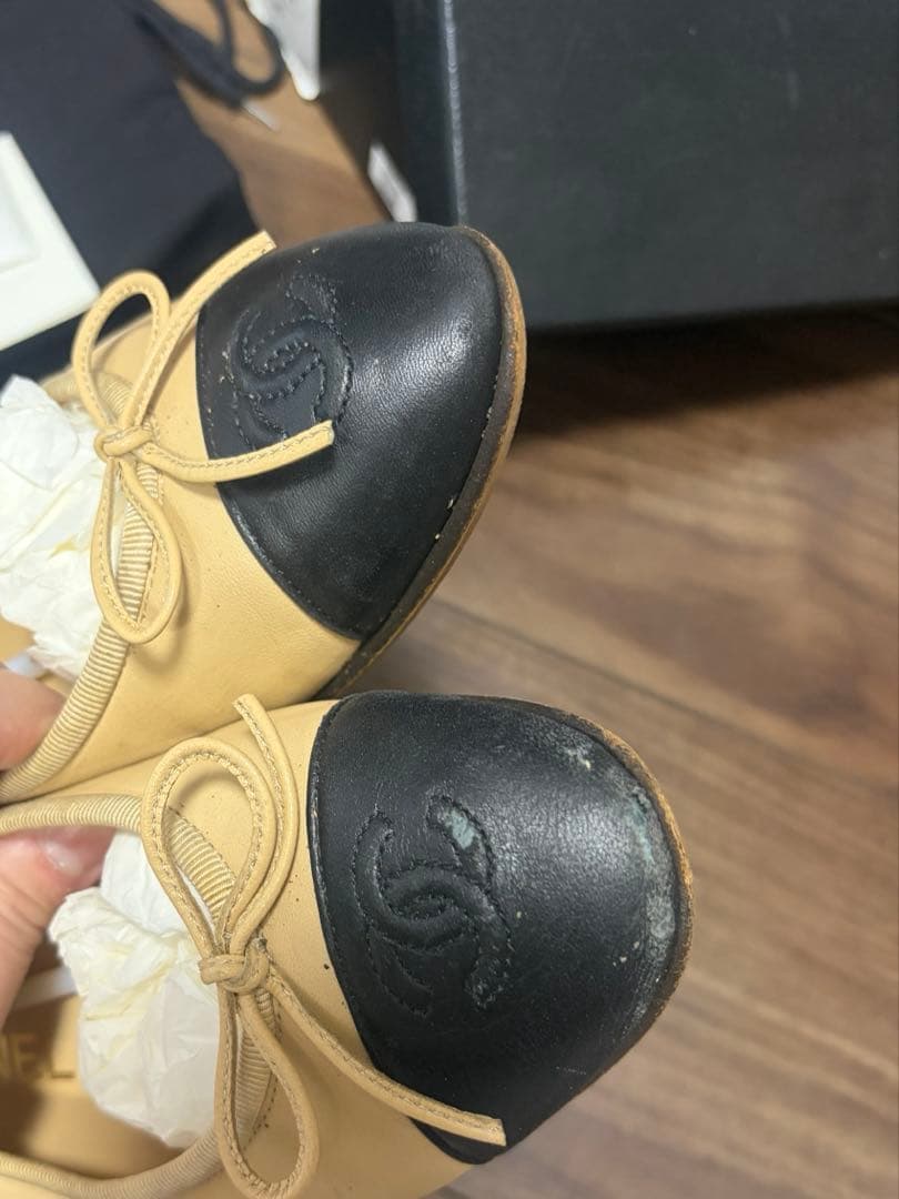 CHANEL バレエシューズ ベージュ・黒　フラットラムスキン