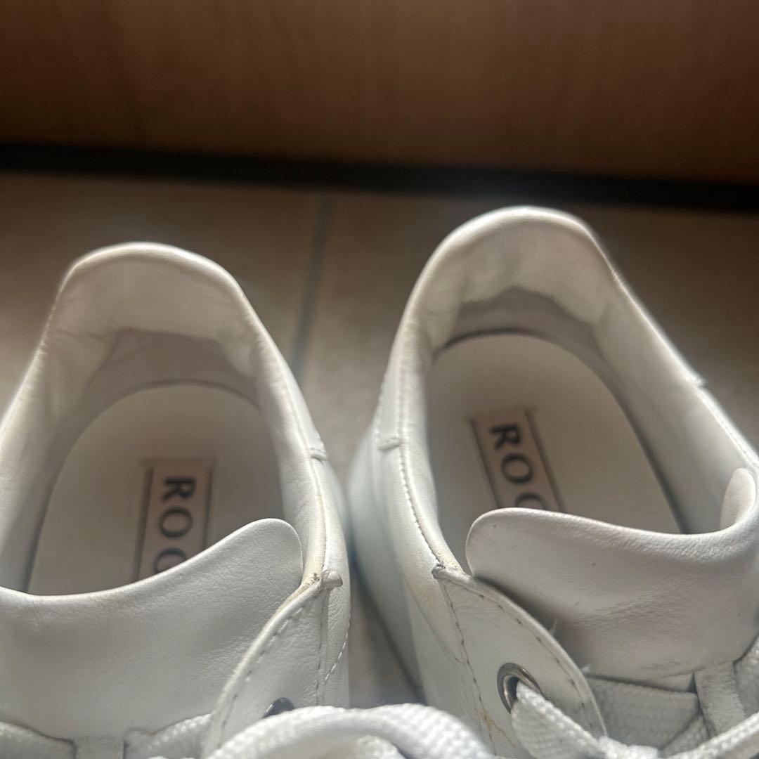 ROGER VIVIER ホワイトスニーカー 箱付き37