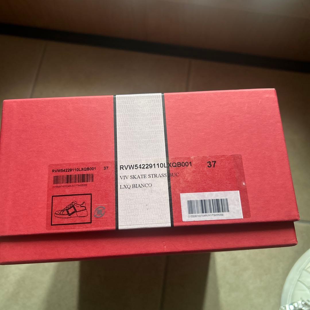 ROGER VIVIER ホワイトスニーカー 箱付き37