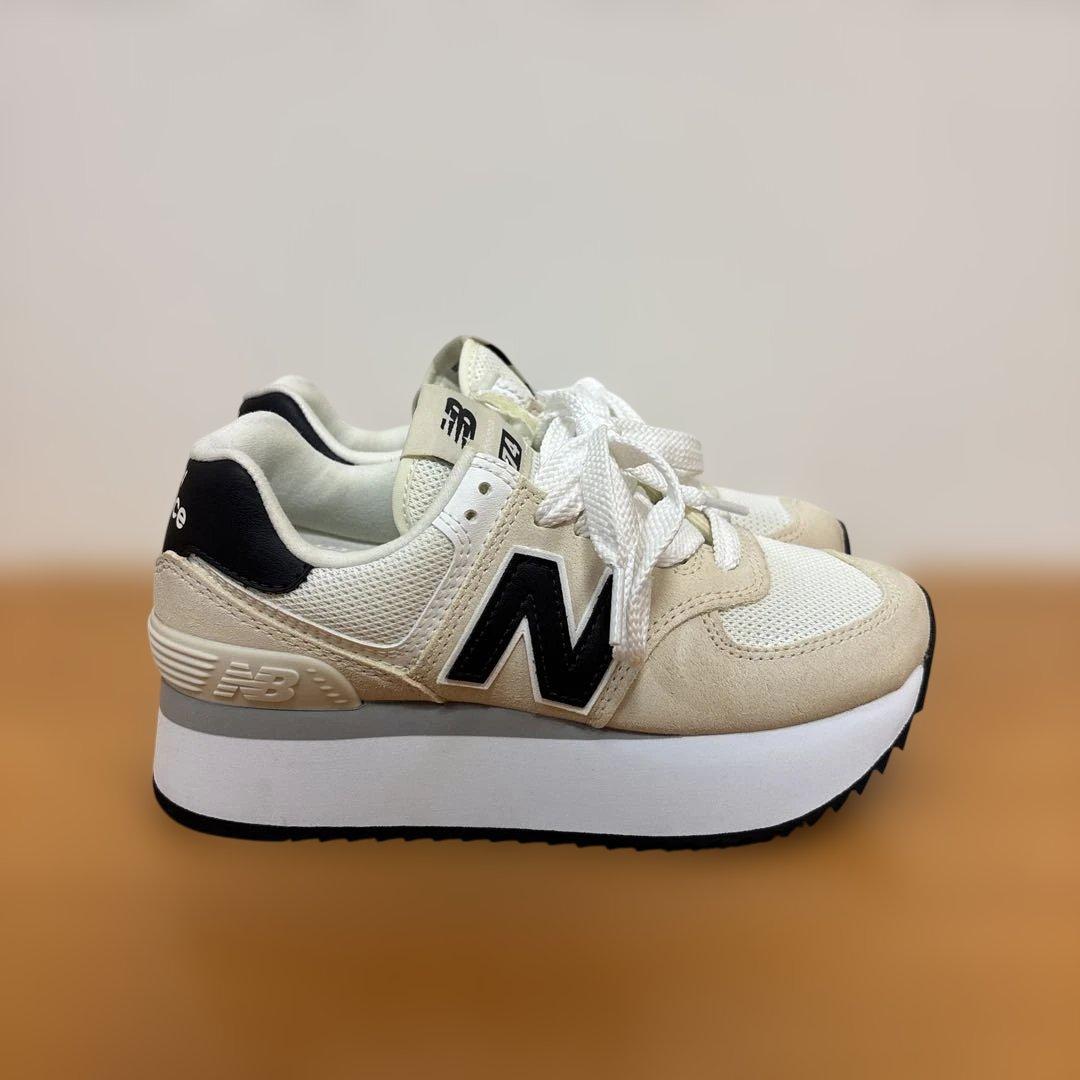 値下げ ニューバランス 574 スニーカー 22cm ホワイト 厚底