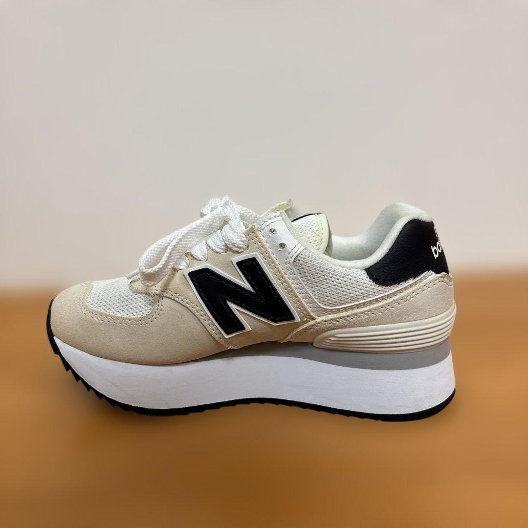 値下げ ニューバランス 574 スニーカー 22cm ホワイト 厚底