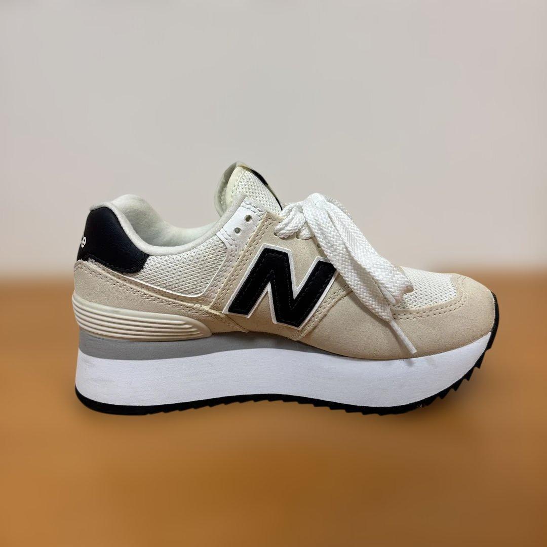 値下げ ニューバランス 574 スニーカー 22cm ホワイト 厚底