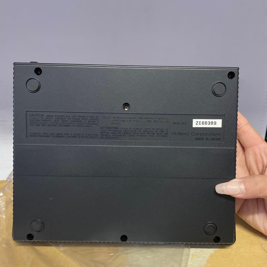 Roland サウンド モジュール SC-33 箱付き