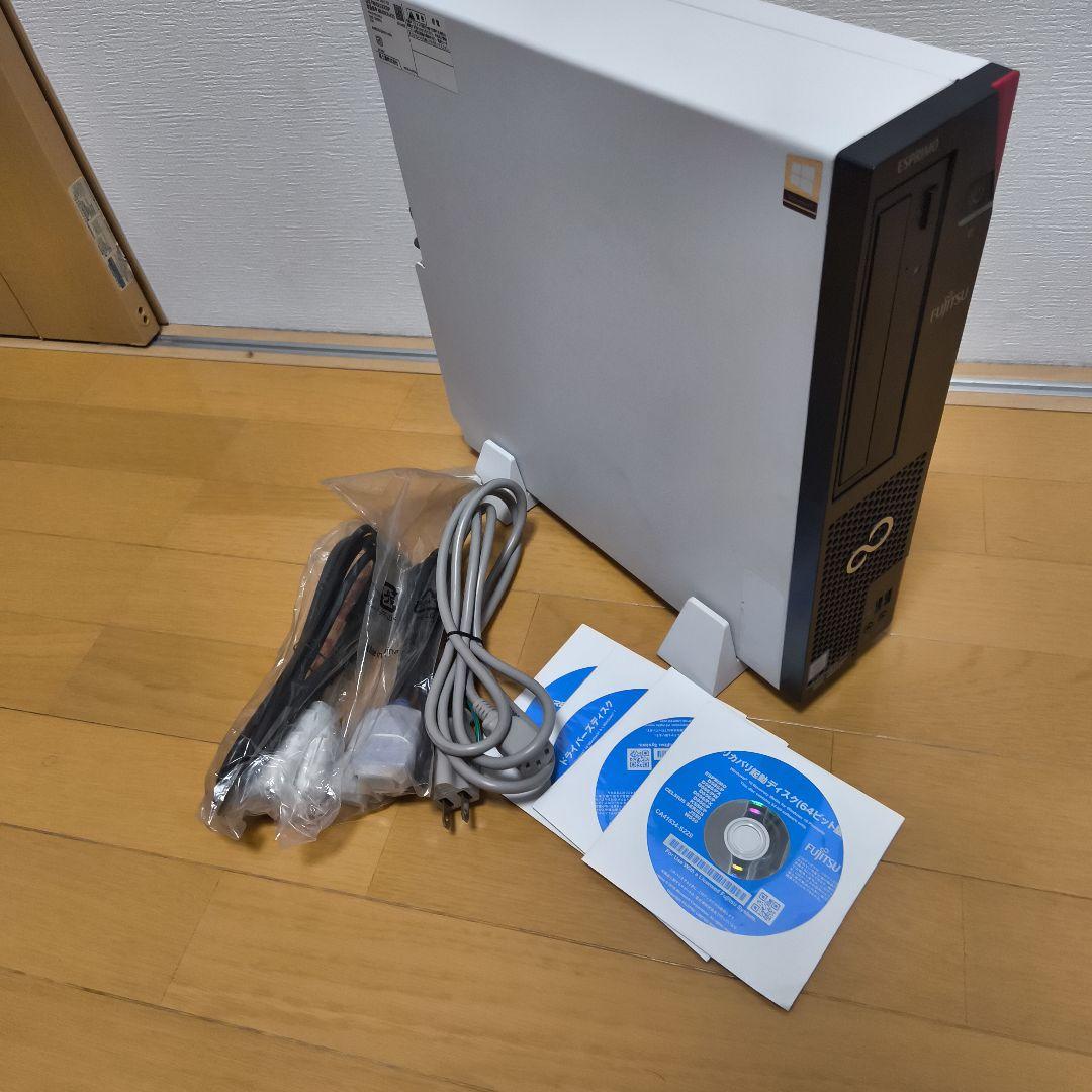 ①【お得品】Fujitsu ESPRIMO D587/SX /Windows11