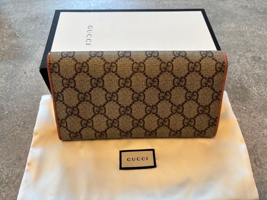 GUCCI 長財布 箱付き ピンク リボン