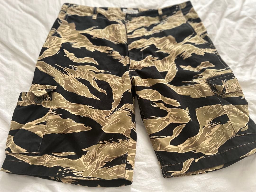 新品未使用　バズリクソンズ　タイガーカモ　ショートパンツ　ハーフパンツ