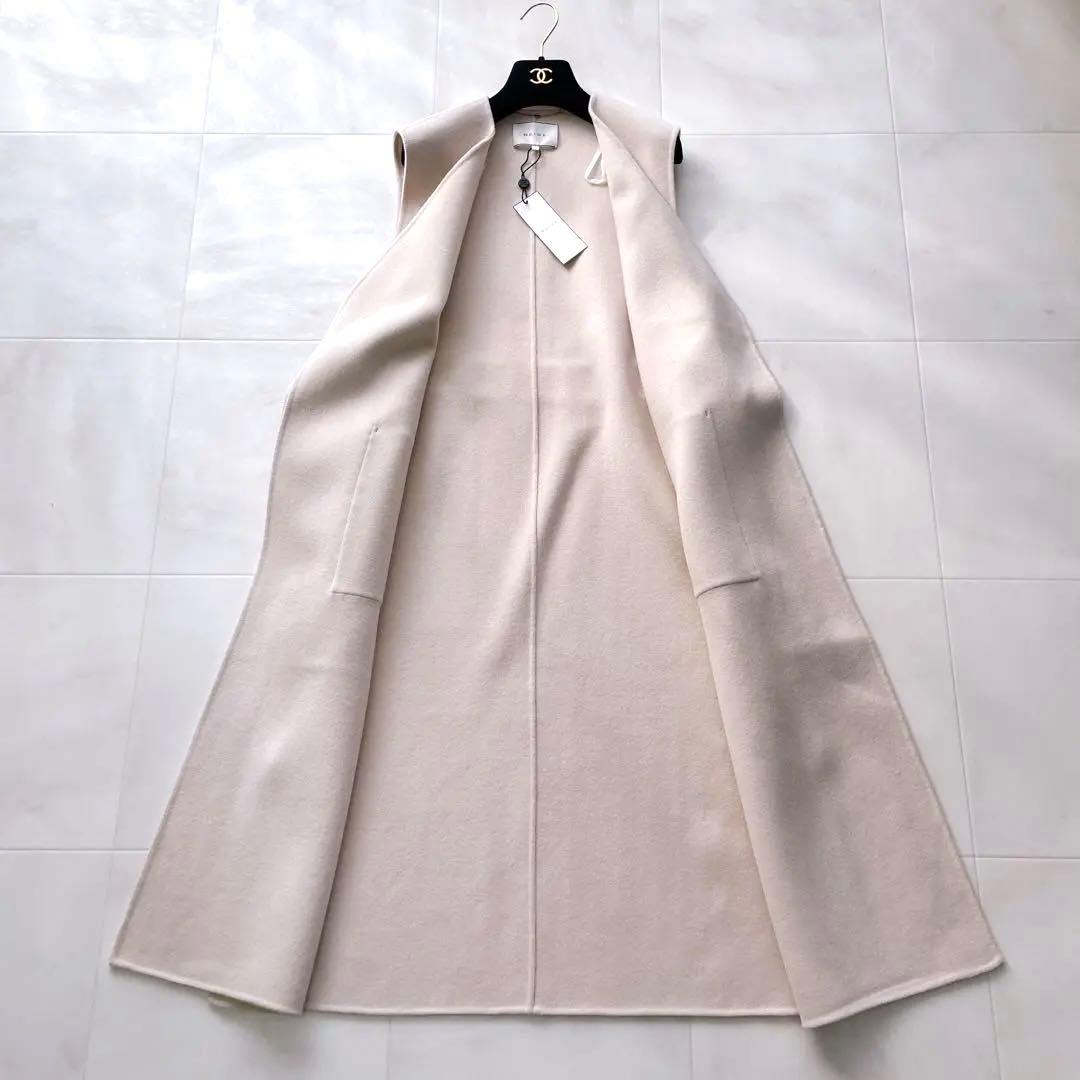 新品タグ付き✨BEIGE, ベイジ ウールロングジレ ベルト付き ピンクベージュ