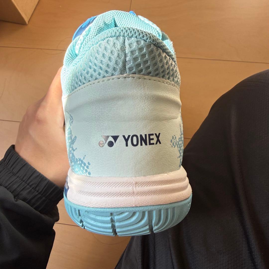 26.0cm YONEX バドミントン パワークッション エクリプションZ