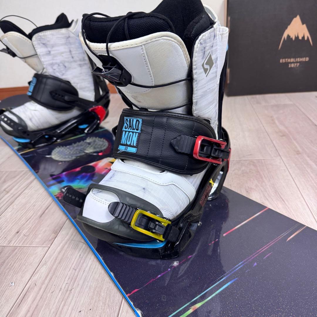 ブーツ無しSALOMON スノーボード 151cm 三点セット