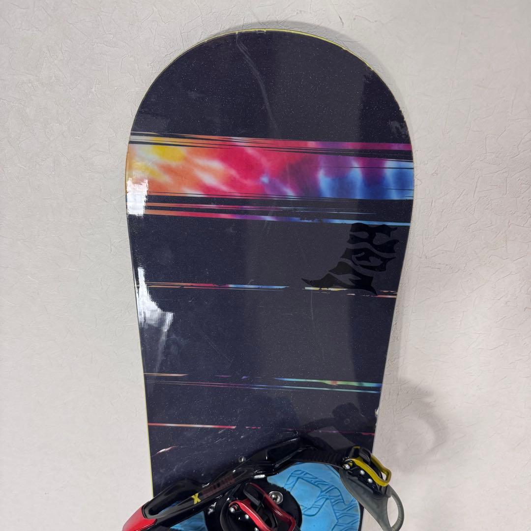 ブーツ無しSALOMON スノーボード 151cm 三点セット