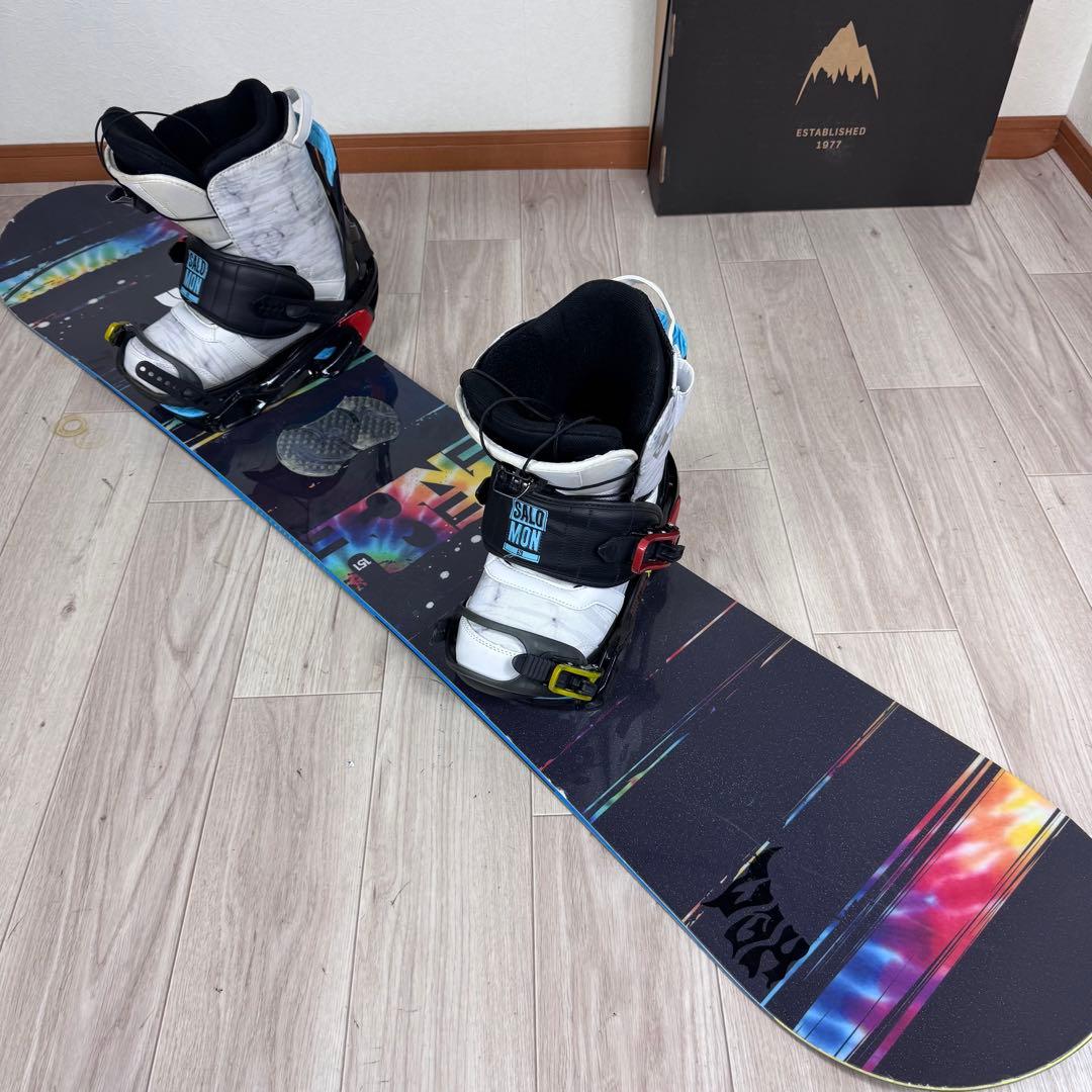 ブーツ無しSALOMON スノーボード 151cm 三点セット