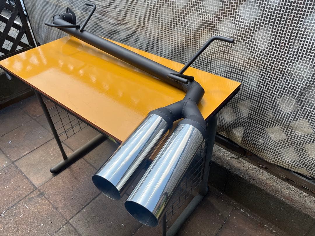 にゃんトヨタ86ZN6 BRZ前期！右出しデュアル76.3Φストレート！