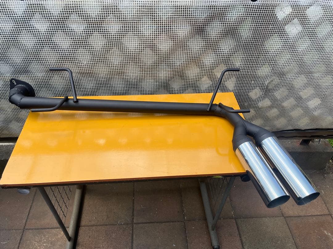 にゃんトヨタ86ZN6 BRZ前期！右出しデュアル76.3Φストレート！