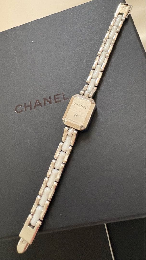 CHANEL プルミエール セラミック ホワイト ダイヤモンド H2132 時計