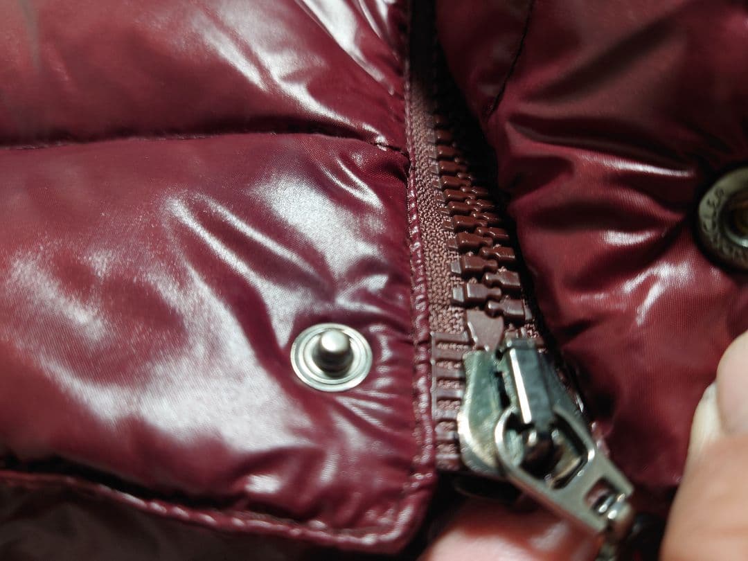 モンクレール　ダウンベスト　ジレ　ワインレッド　ボルドー　サイズ3　2