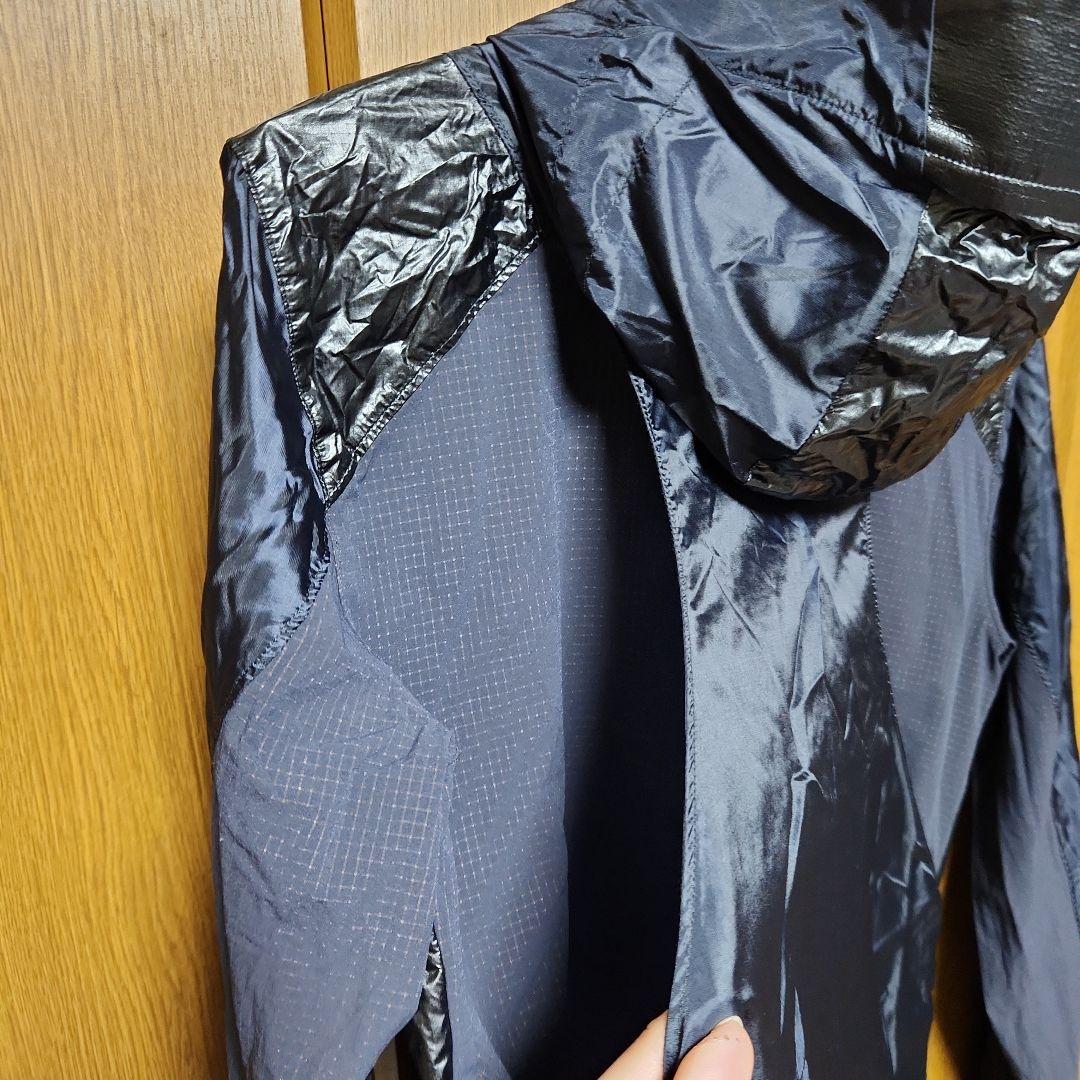 UNDER ARMOUR　ウインドブレーカー